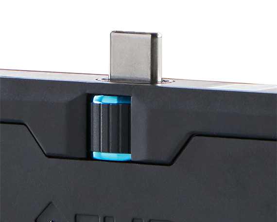 FLIR One Pro USB-C closeup.png